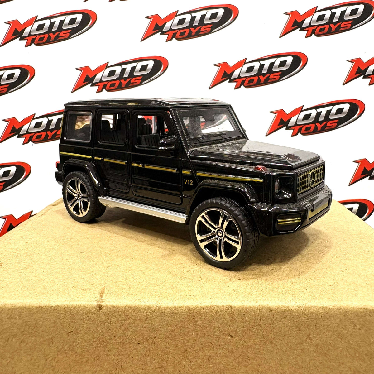 Mercedes-Benz G63 AMG V12 Black Edition Die-Cast Model Car