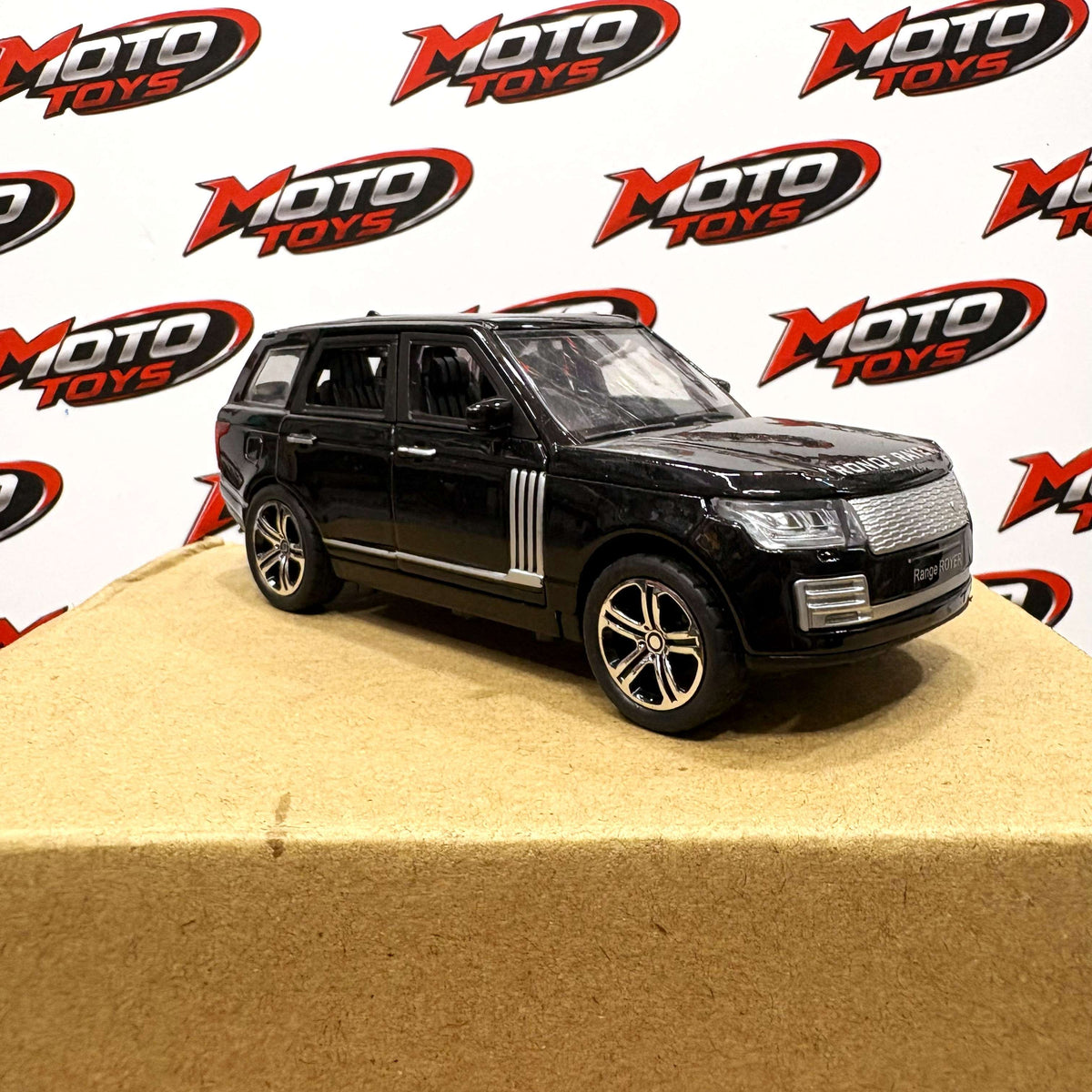 Range Rover Vogue Black Luxury SUV Die-Cast Model
