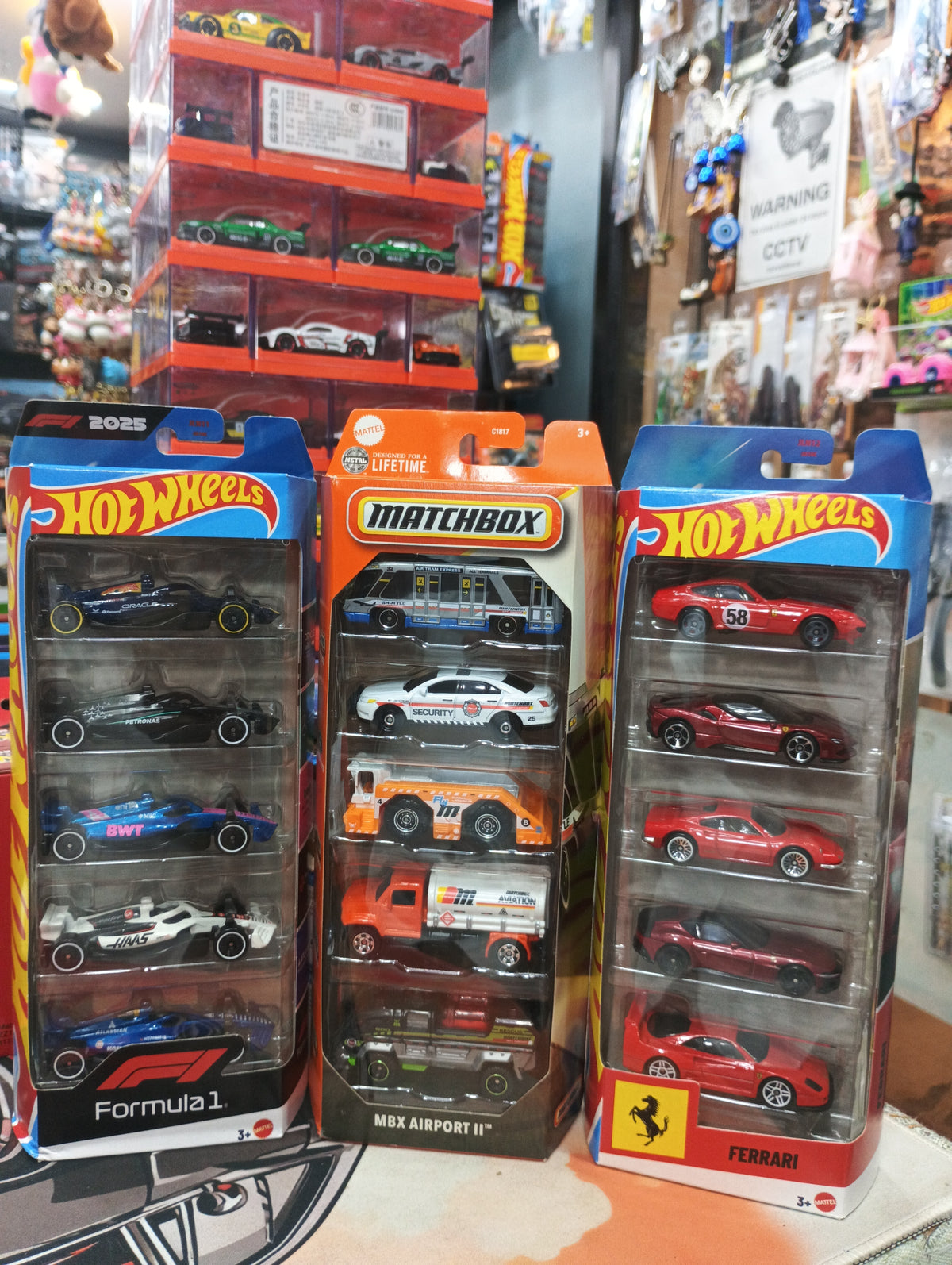 HOT WHEELS FORMULA 1+FERRARI+MATCHBOX